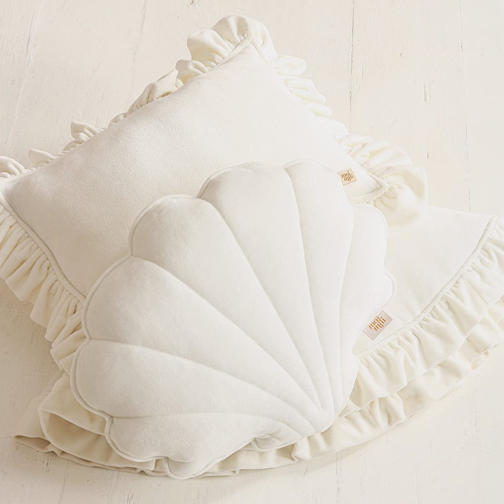 Soft Velvet Mat With Frill White - White - Stylemykid.com