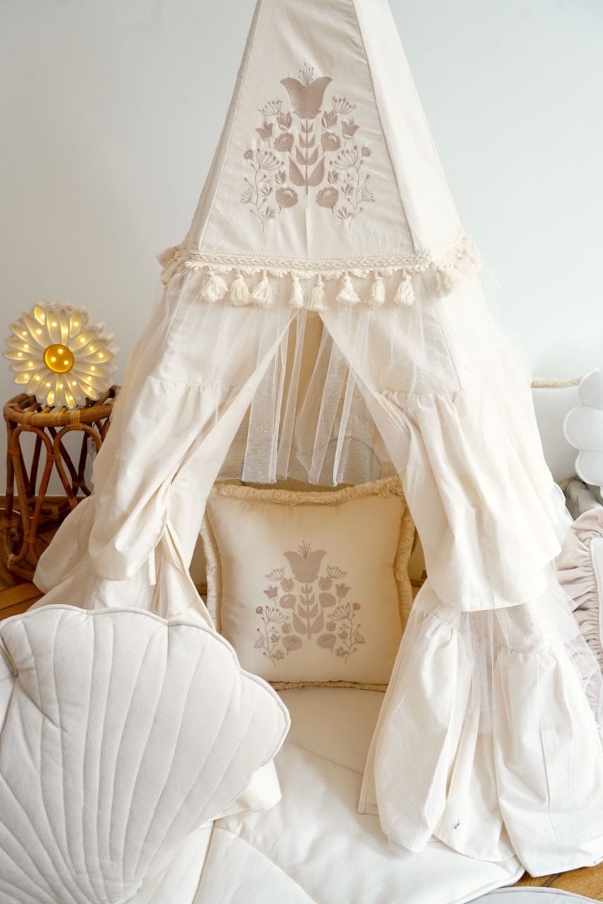 Boho Teepee With Frills And Round Mat With Glitter Frills Set - Caramel - Stylemykid.com