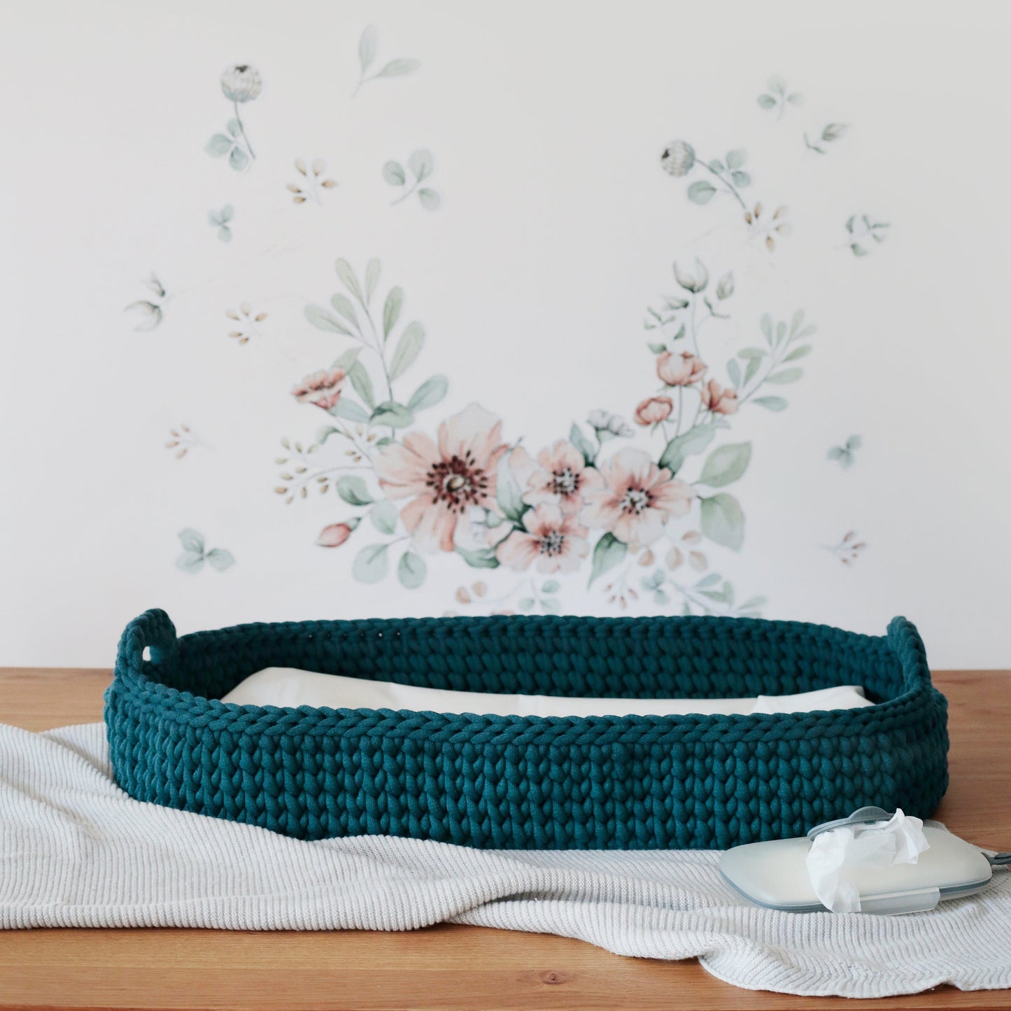 Organic Changing Basket With Mat