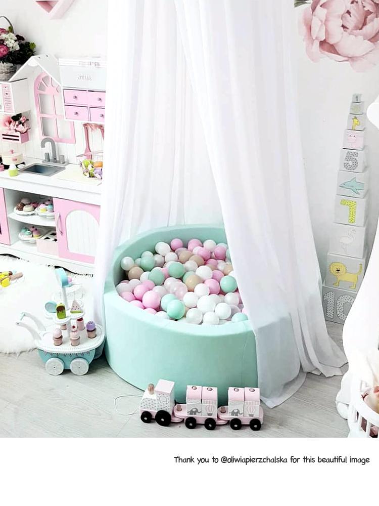 MeowBaby - Cupcake - Luxury Round Ball Pit Set with 250 Balls - Kids Ball Pool - 90cm Diameter (UK and Europe Only) - Stylemykid.com