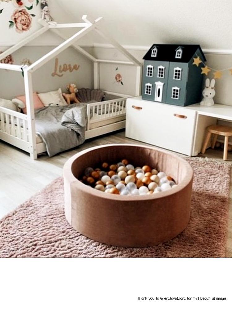 MeowBaby - Teddy Bear Velvet - Luxury Round Ball Pit Set with 250 Balls - Kids Ball Pool - 90cm Diameter (UK and Europe Only) - Stylemykid.com